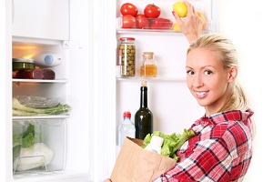 «Здоровый холодильник»: где и как хранить продукты